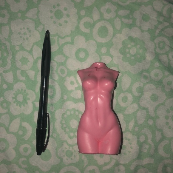 Decor - Picture 2 of 4